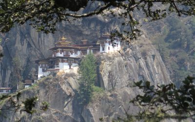 Kulturreise durch Bhutan: Das berühmte Kloster Tiger Nest nahe Paro