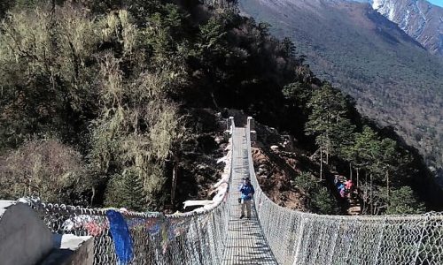 Everest, Brücke bei Pangpoche