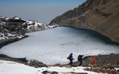 Familientrekking zu den Heiligen Seen von Goasinkund