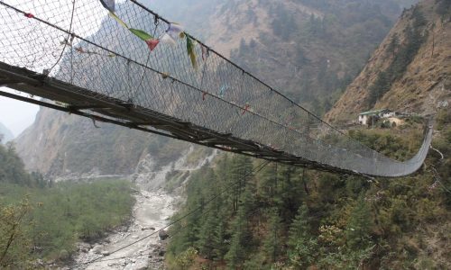 Nepal: Hängebrücke im Annapurna
