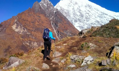 Nepal | Langtang Trek: Blick auf den Langtang Lirung (7227 m)