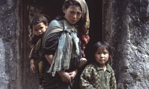 Upper Mustang | Junge Mutter in Lo Mantang